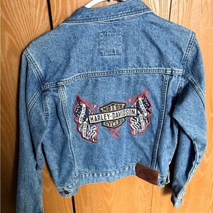 Harley-Davidson Blue Denim Jean Jacket with Red & White Patch